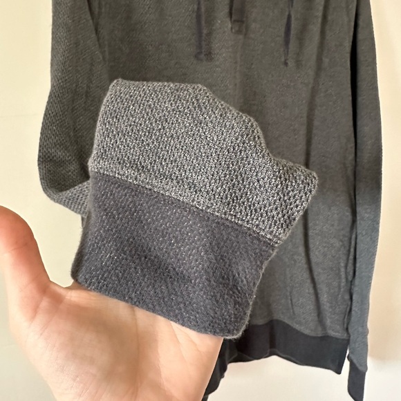 Old Navy Men’s Grey Hoodie Sweatshirt Size L - Picture 4 of 6